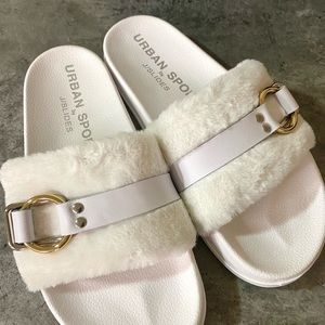 Faux Fur White Buckled White Slides